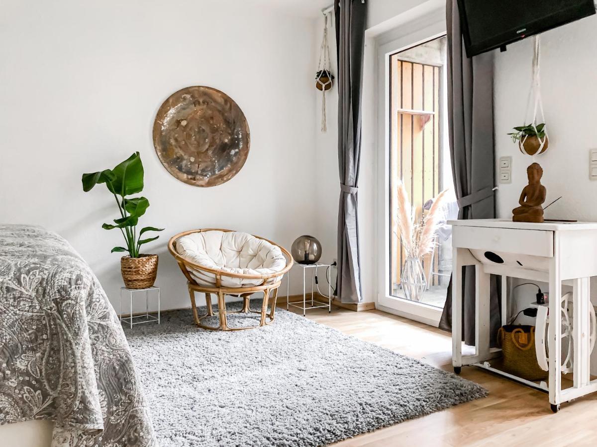 Studio Near Altstadt /W Workspace, Feng-Shui & Art Wurtzbourg Extérieur photo